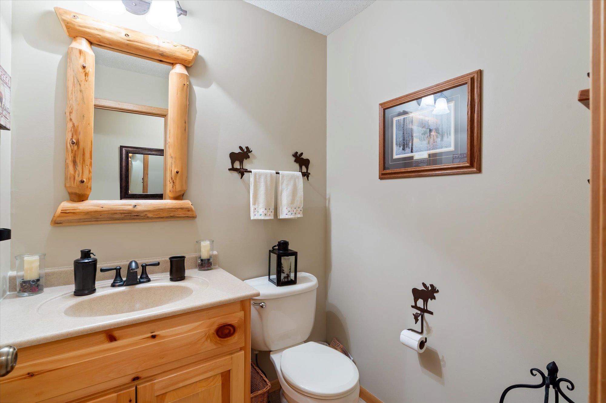 2001 single family home for sale at 9540 Lake Douglas Way in Breezy Point, MN — 4 bed, 3 bath (photo 19 of 44)