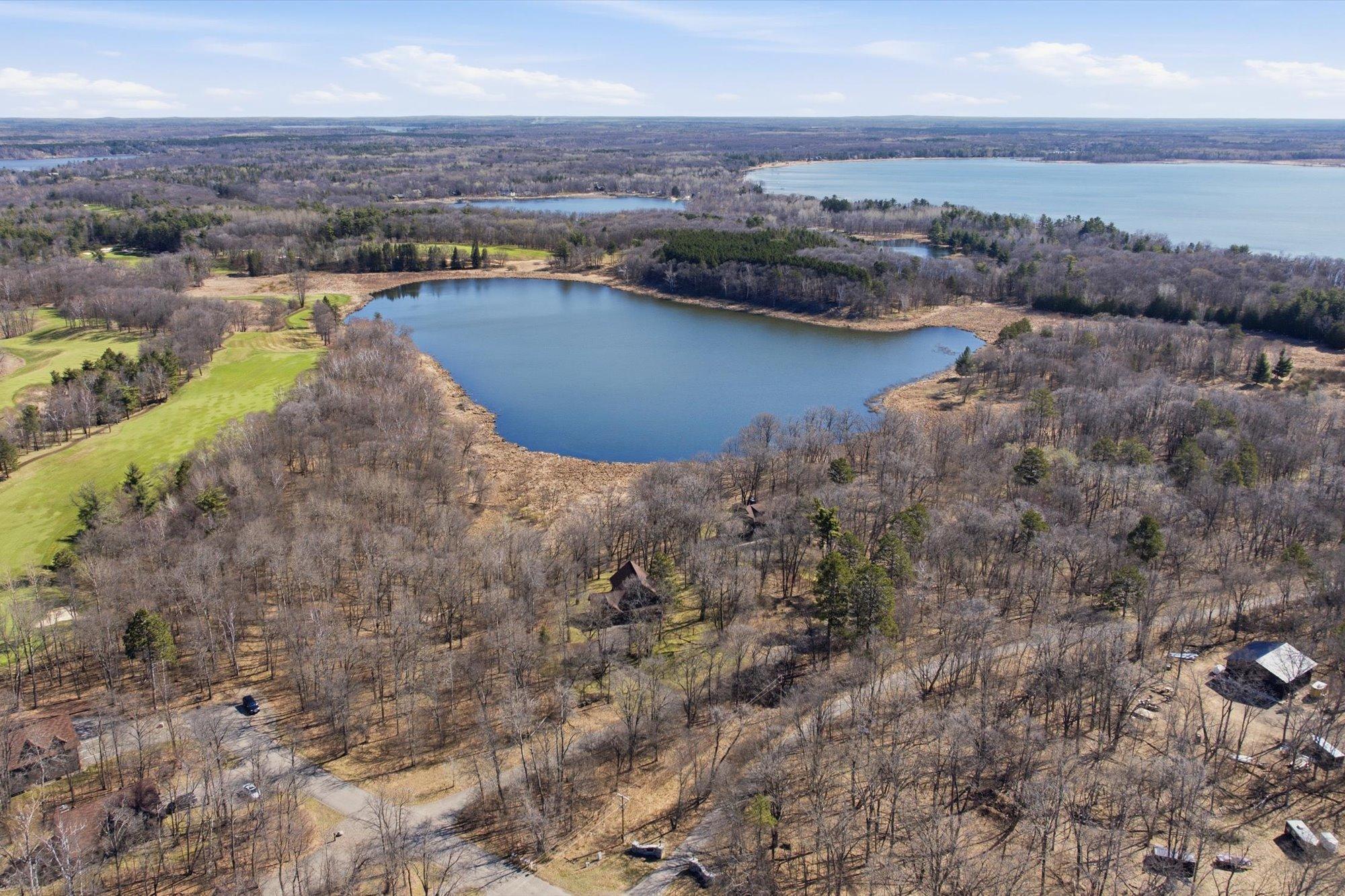 2001 single family home for sale at 9540 Lake Douglas Way in Breezy Point, MN — 4 bed, 3 bath (photo 4 of 44)