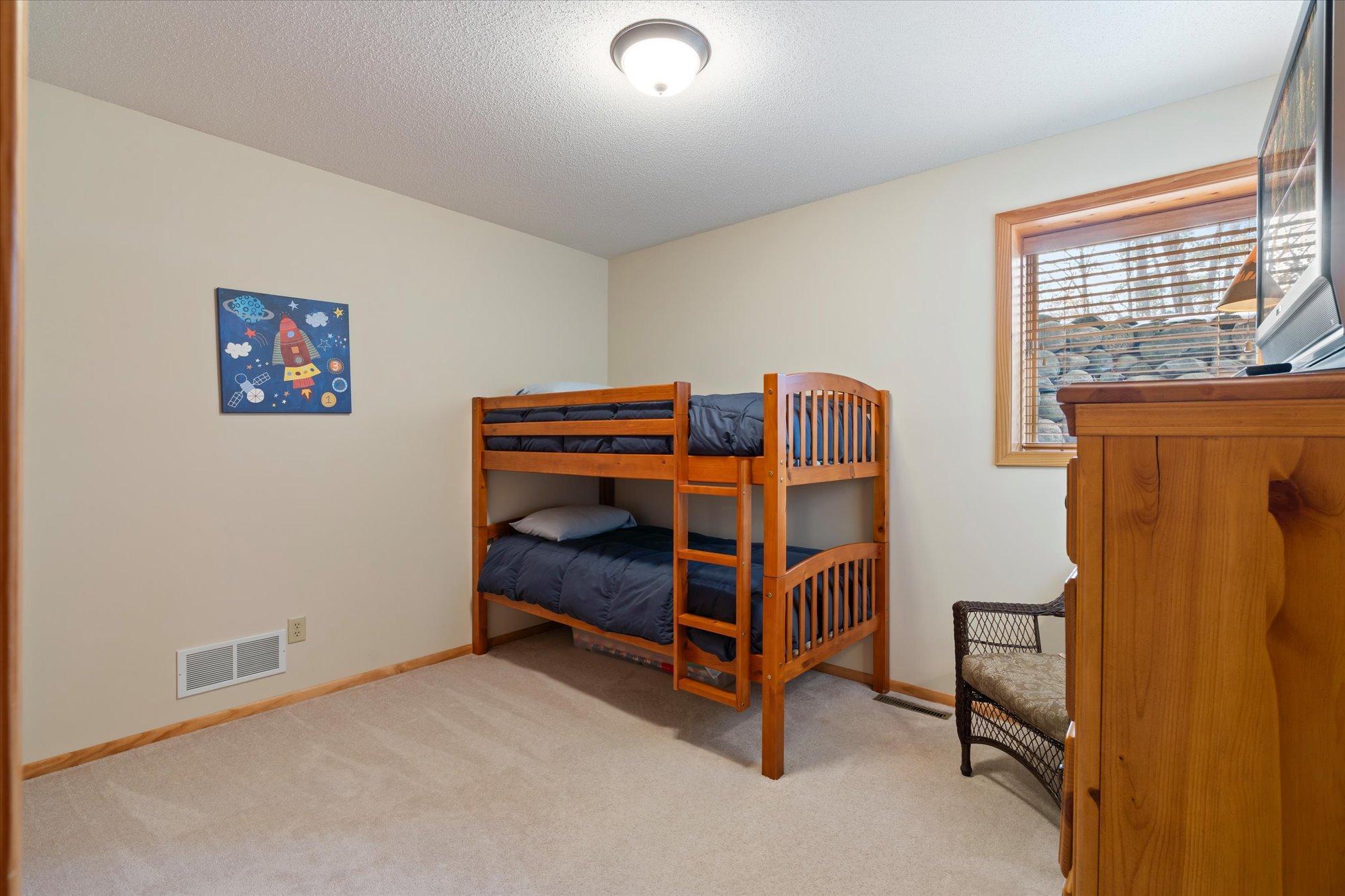 2001 single family home for sale at 9540 Lake Douglas Way in Breezy Point, MN — 4 bed, 3 bath (photo 31 of 44)