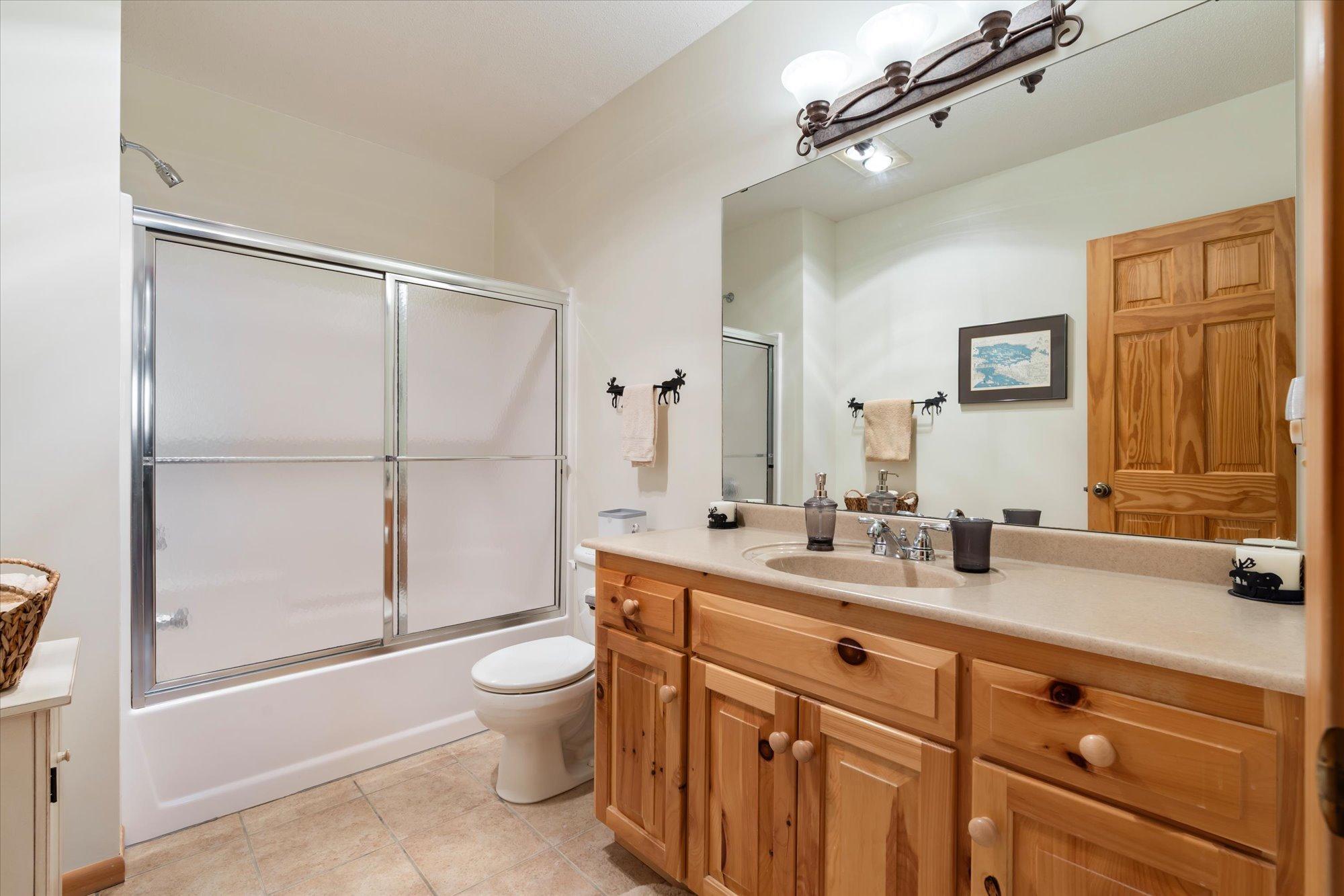 2001 single family home for sale at 9540 Lake Douglas Way in Breezy Point, MN — 4 bed, 3 bath (photo 35 of 44)