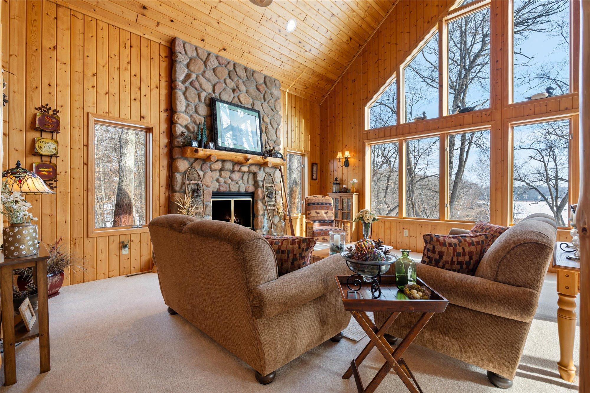2001 single family home for sale at 9540 Lake Douglas Way in Breezy Point, MN — 4 bed, 3 bath (photo 7 of 44)