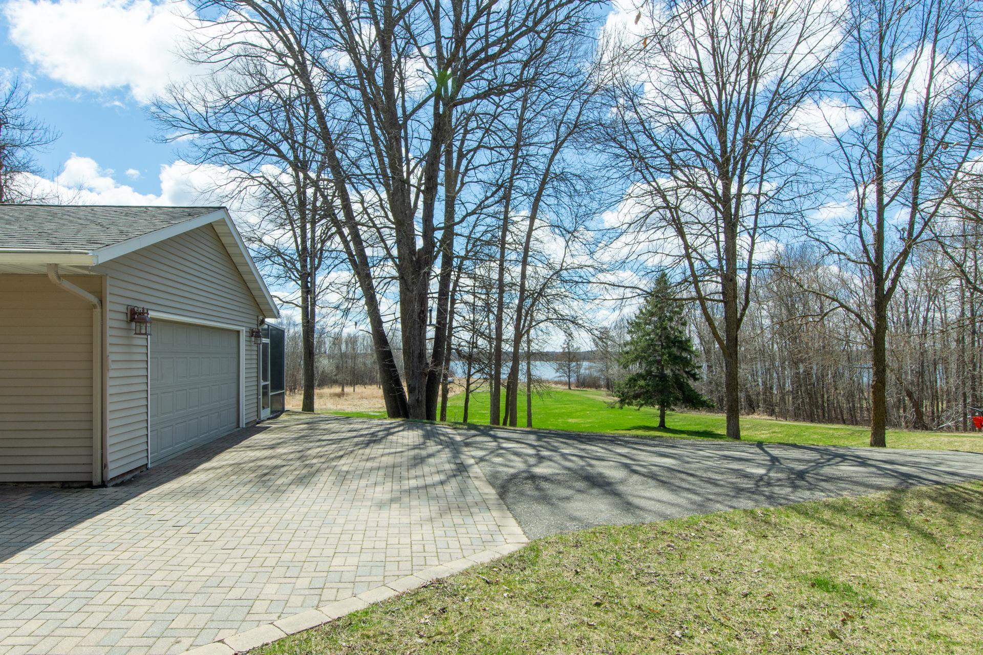 1981 single family home for sale at 20010 Reed Court NW in Bemidji, MN — 2 bed, 2 bath (photo 22 of 81)