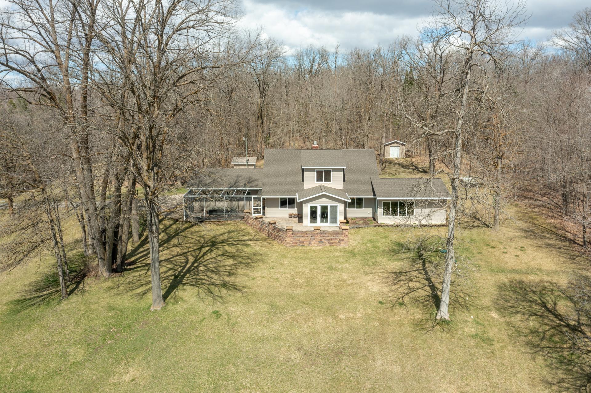 1981 single family home for sale at 20010 Reed Court NW in Bemidji, MN — 2 bed, 2 bath (photo 4 of 81)