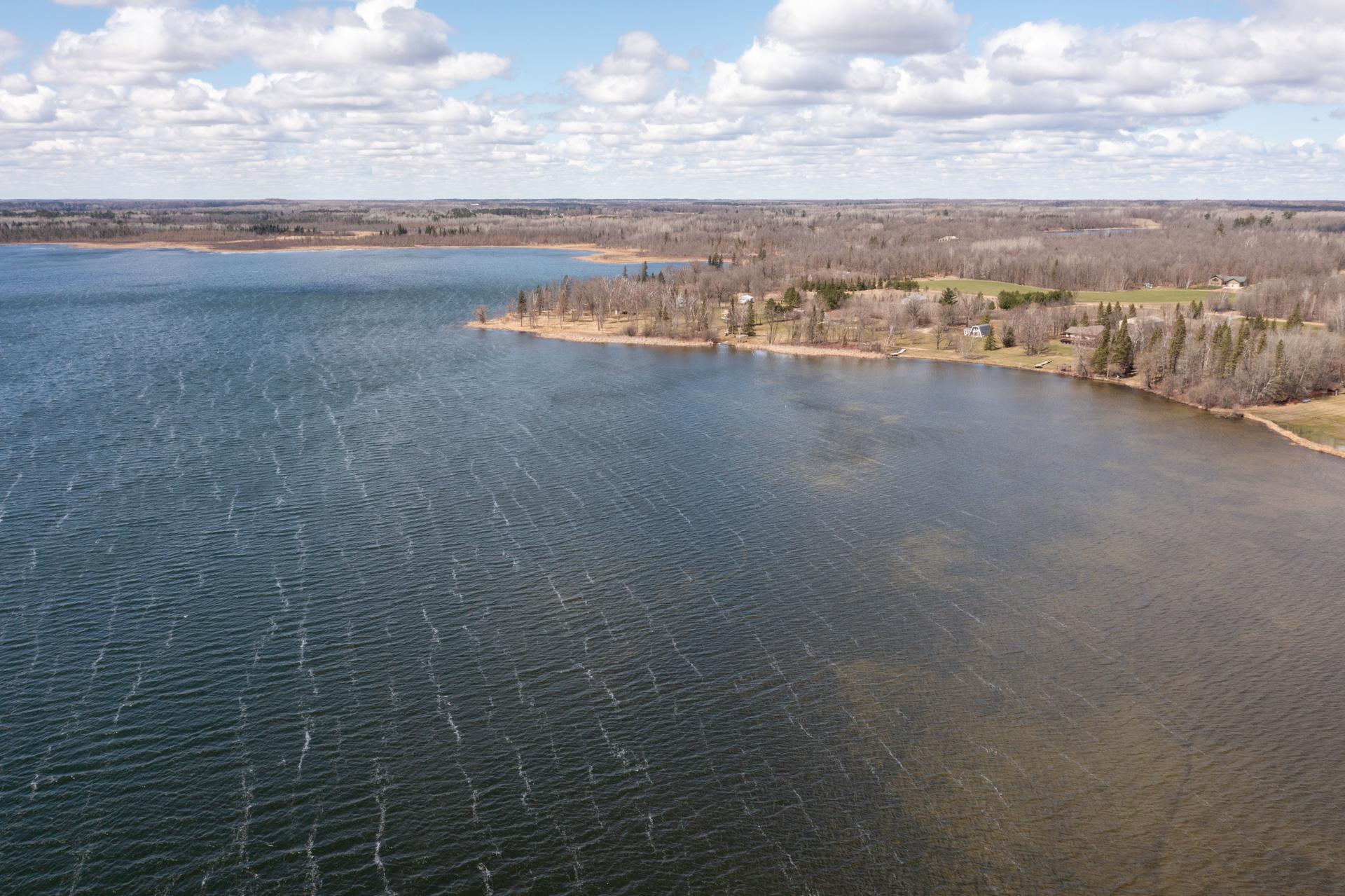 1981 single family home for sale at 20010 Reed Court NW in Bemidji, MN — 2 bed, 2 bath (photo 7 of 81)