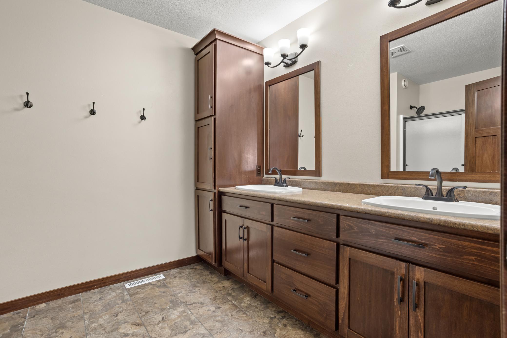 4856 2nd Street SW, Moorhead MN 56560 - Photo 40 of 88