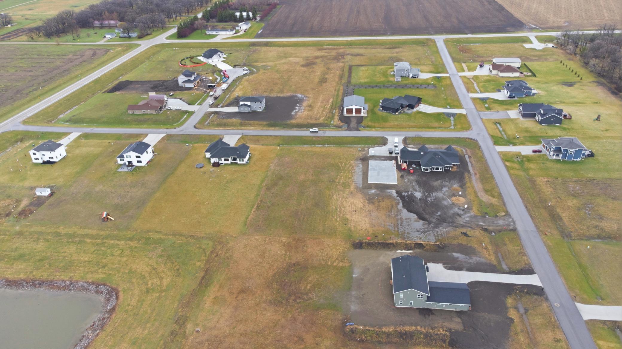 207 69th Avenue NW, Moorhead MN 56560 - Photo 7 of 8