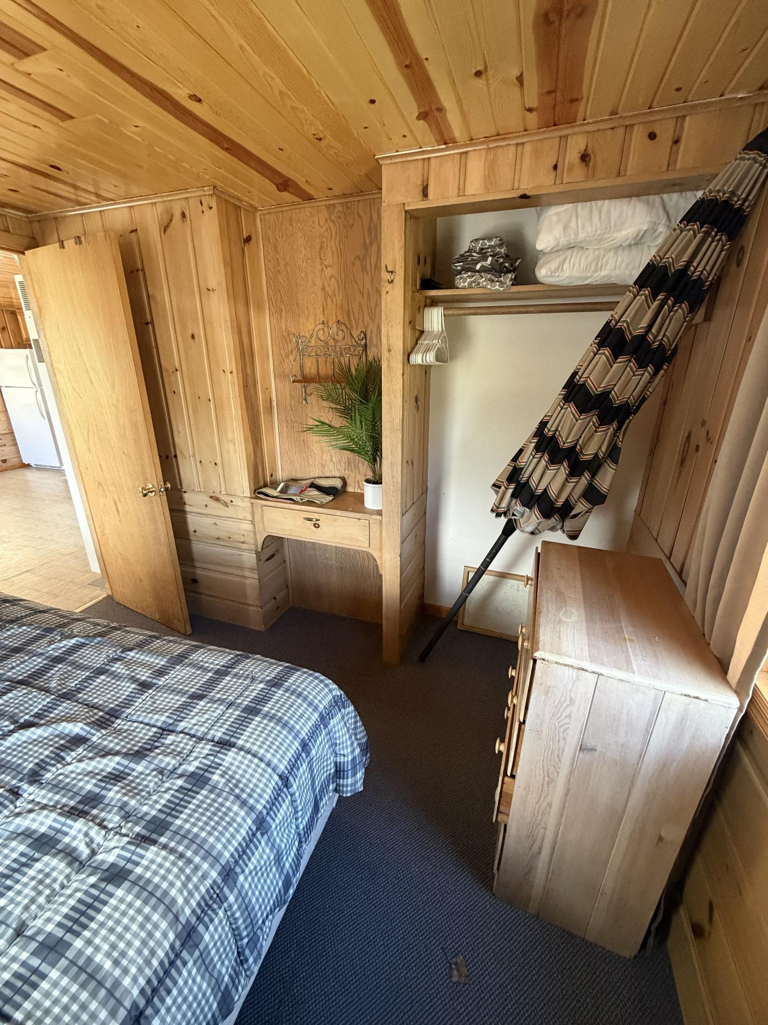 1950 single family home for sale at 36282 #27 Rush Lake Loop in Ottertail, MN — 2 bed, 1 bath (photo 13 of 15)