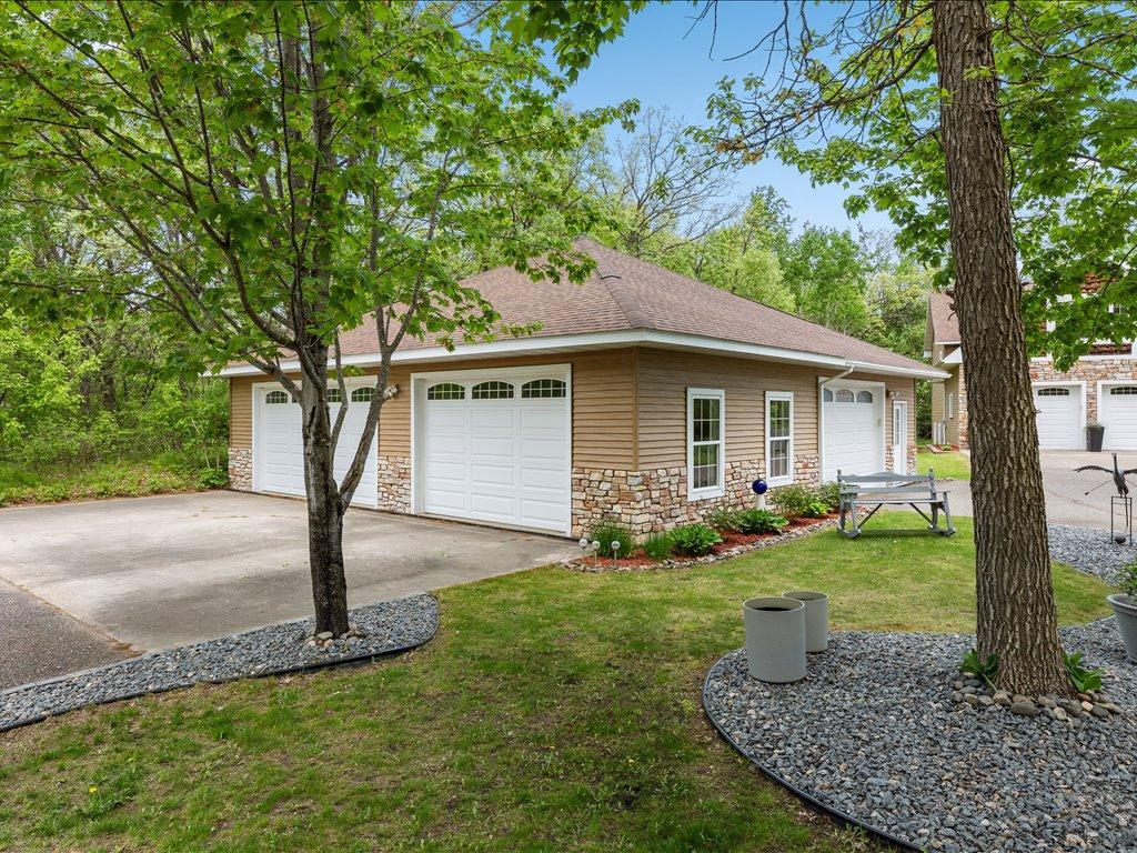 2005 single family home for sale at 7414 Burr Lane in Brainerd, MN — 4 bed, 3 bath (photo 33 of 50)