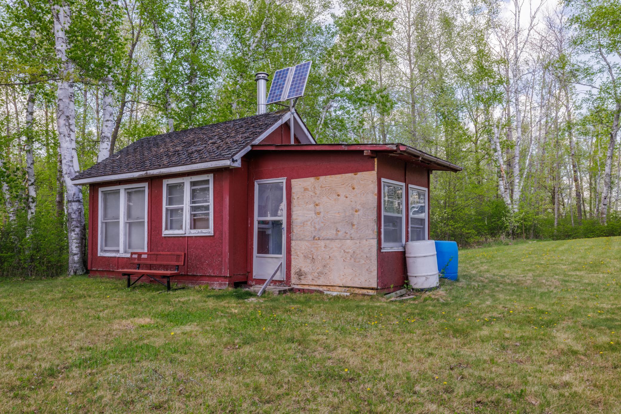 1980 single family home for sale at 16504 280th Street in Park Rapids, MN — 1 bed, 0 bath (photo 3 of 49)