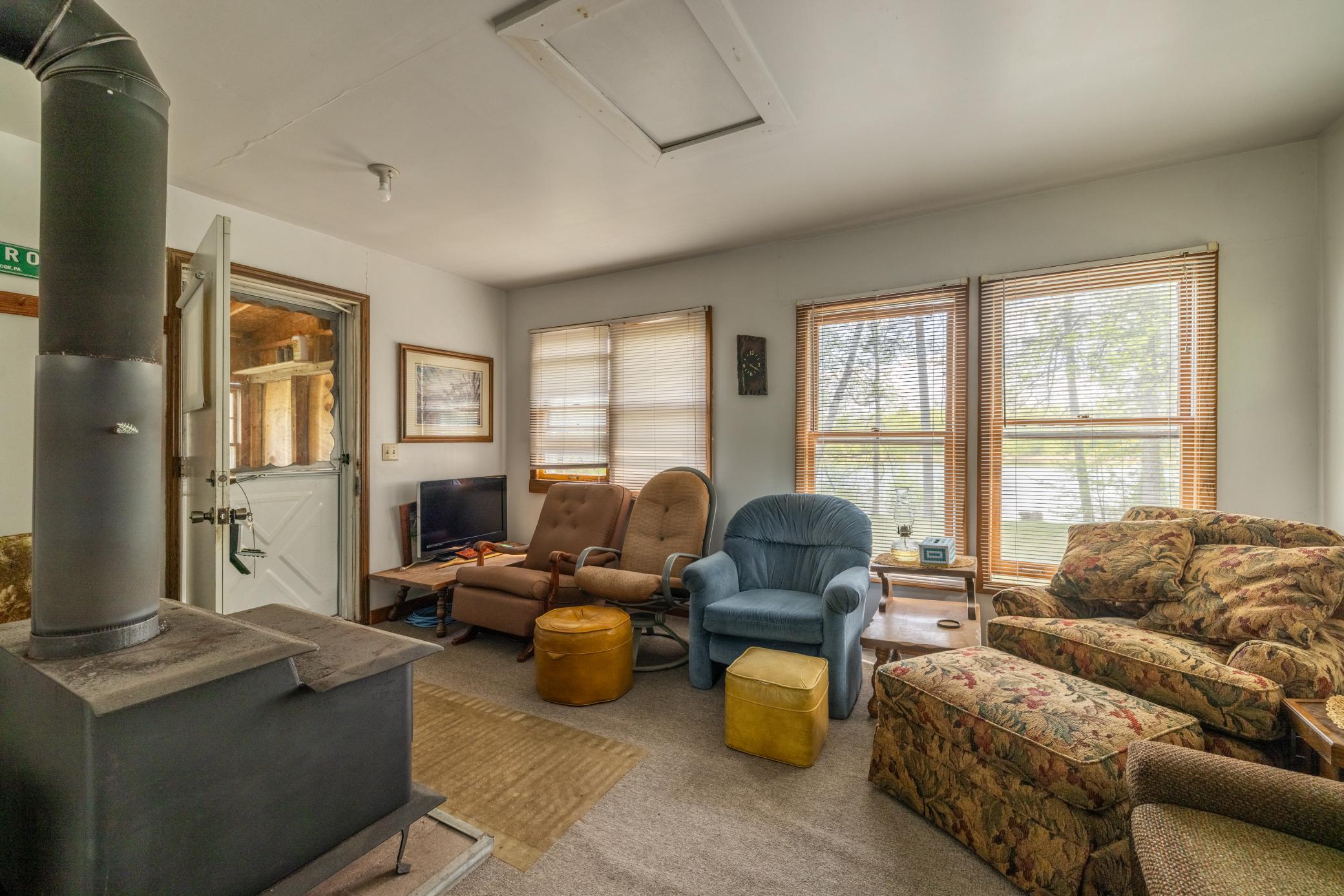 1980 single family home for sale at 16504 280th Street in Park Rapids, MN — 1 bed, 0 bath (photo 7 of 49)