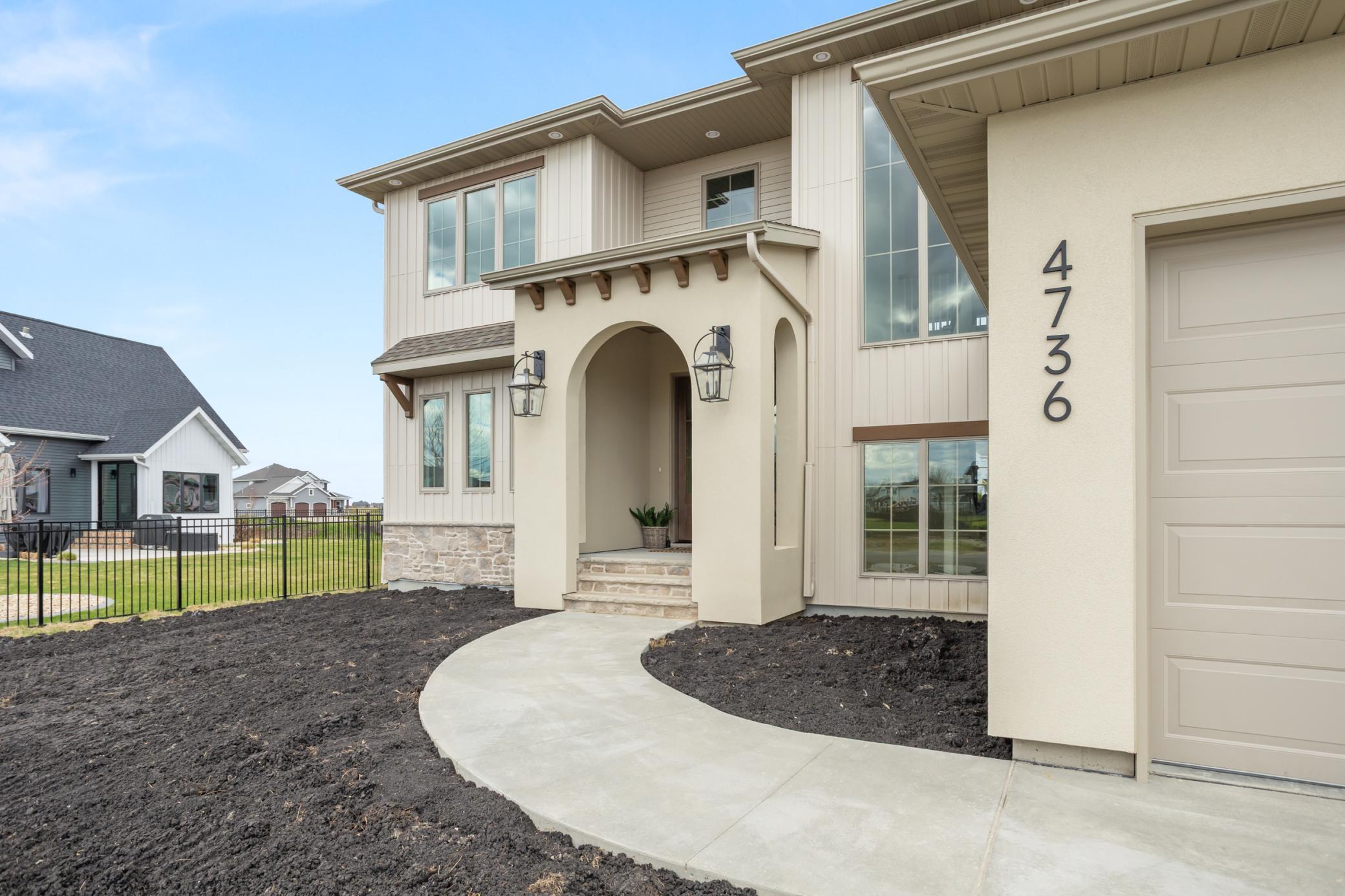 4736 Prairie Pond Crossing S, Fargo ND 58104 - Photo 2 of 50