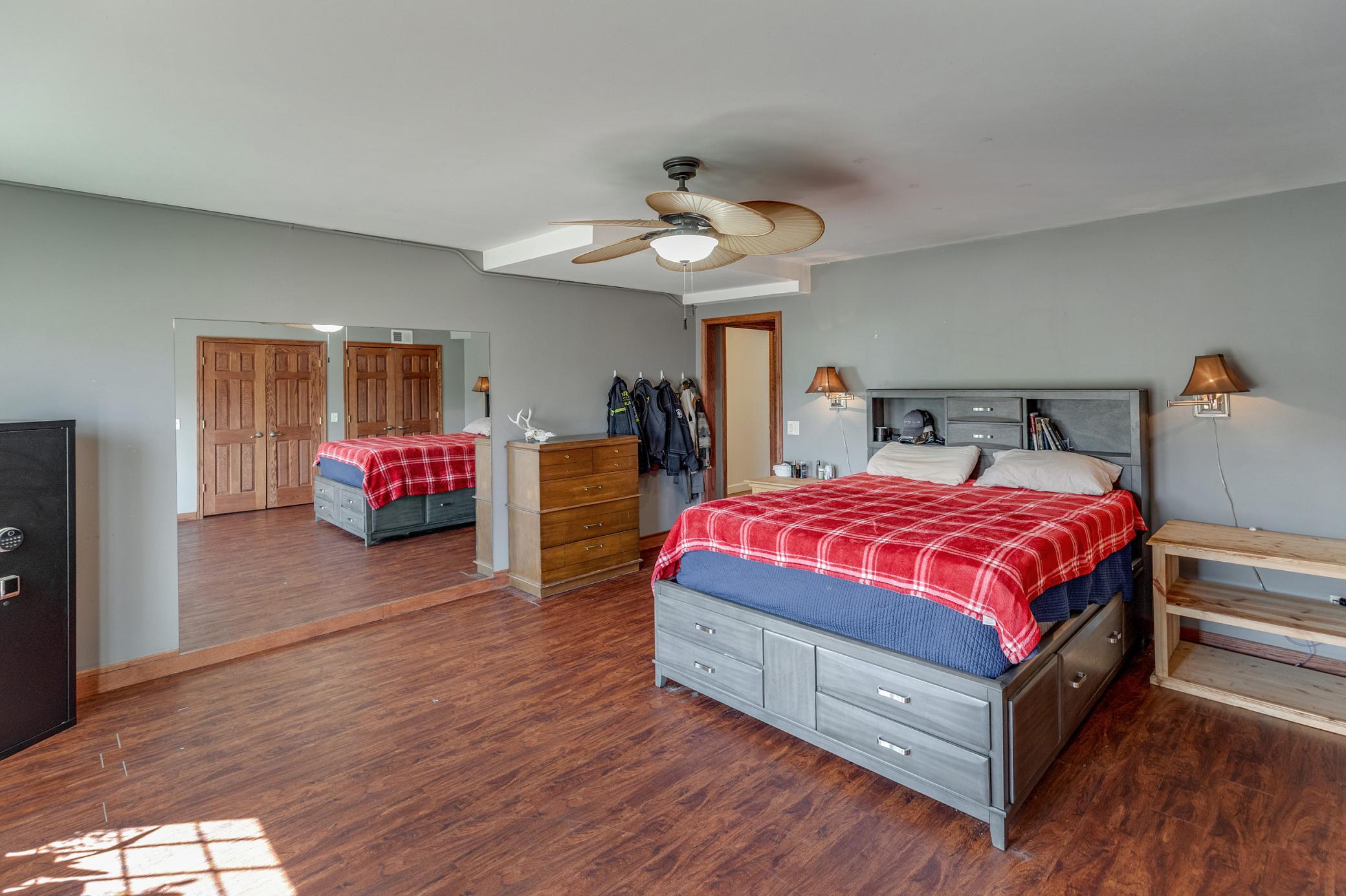 2007 single family home for sale at 31435 Isabelle Drive in Pequot Lakes, MN — 4 bed, 3 bath (photo 14 of 37)