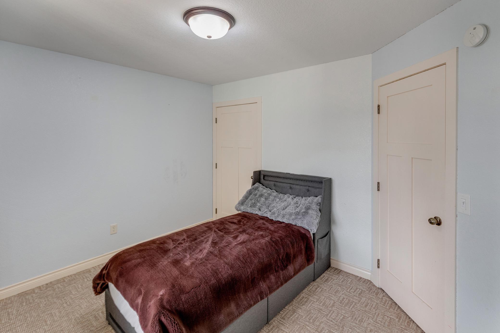 2007 single family home for sale at 31435 Isabelle Drive in Pequot Lakes, MN — 4 bed, 3 bath (photo 21 of 37)