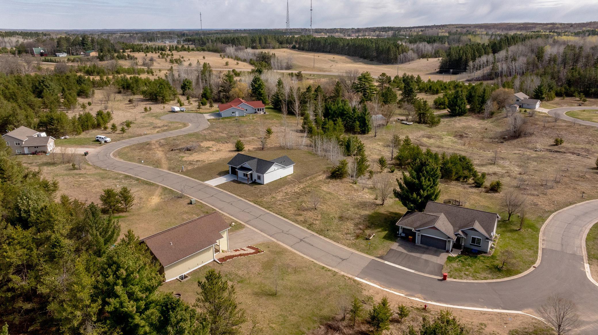 2007 single family home for sale at 31435 Isabelle Drive in Pequot Lakes, MN — 4 bed, 3 bath (photo 33 of 37)
