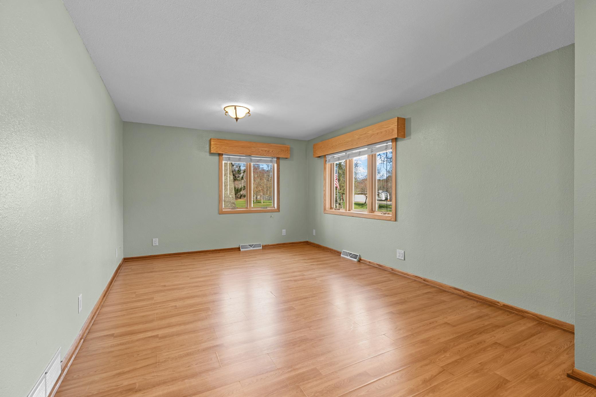 1986 single family home for sale at 18938 Maryville Road in Brainerd, MN — 5 bed, 3 bath (photo 15 of 62)