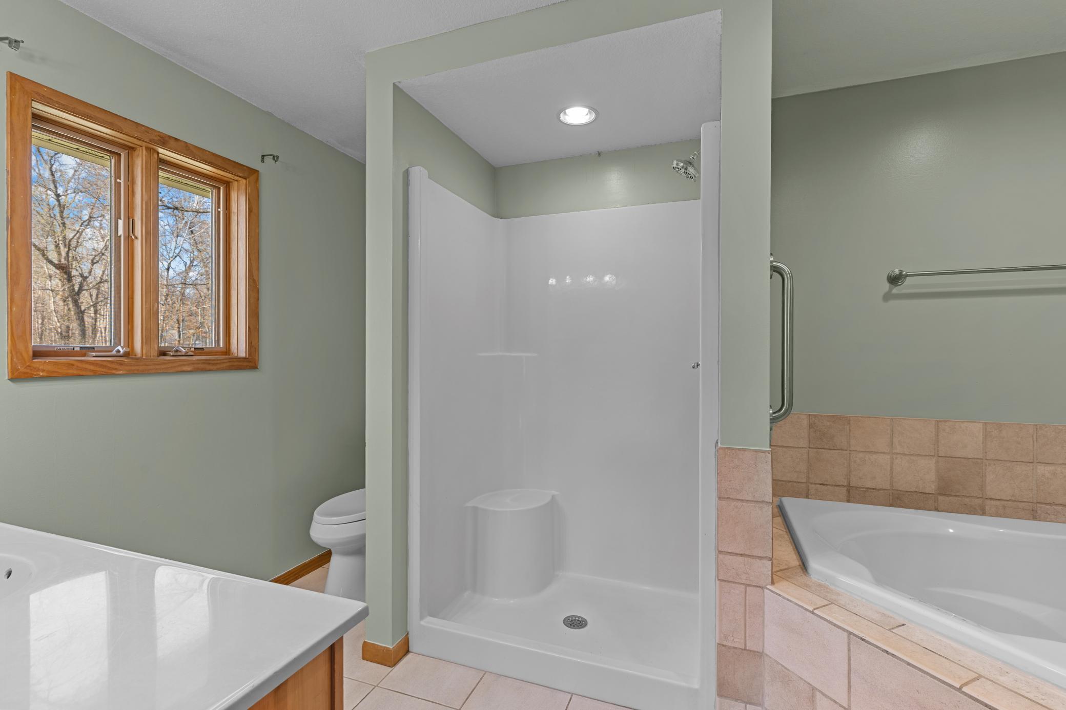 1986 single family home for sale at 18938 Maryville Road in Brainerd, MN — 5 bed, 3 bath (photo 17 of 62)