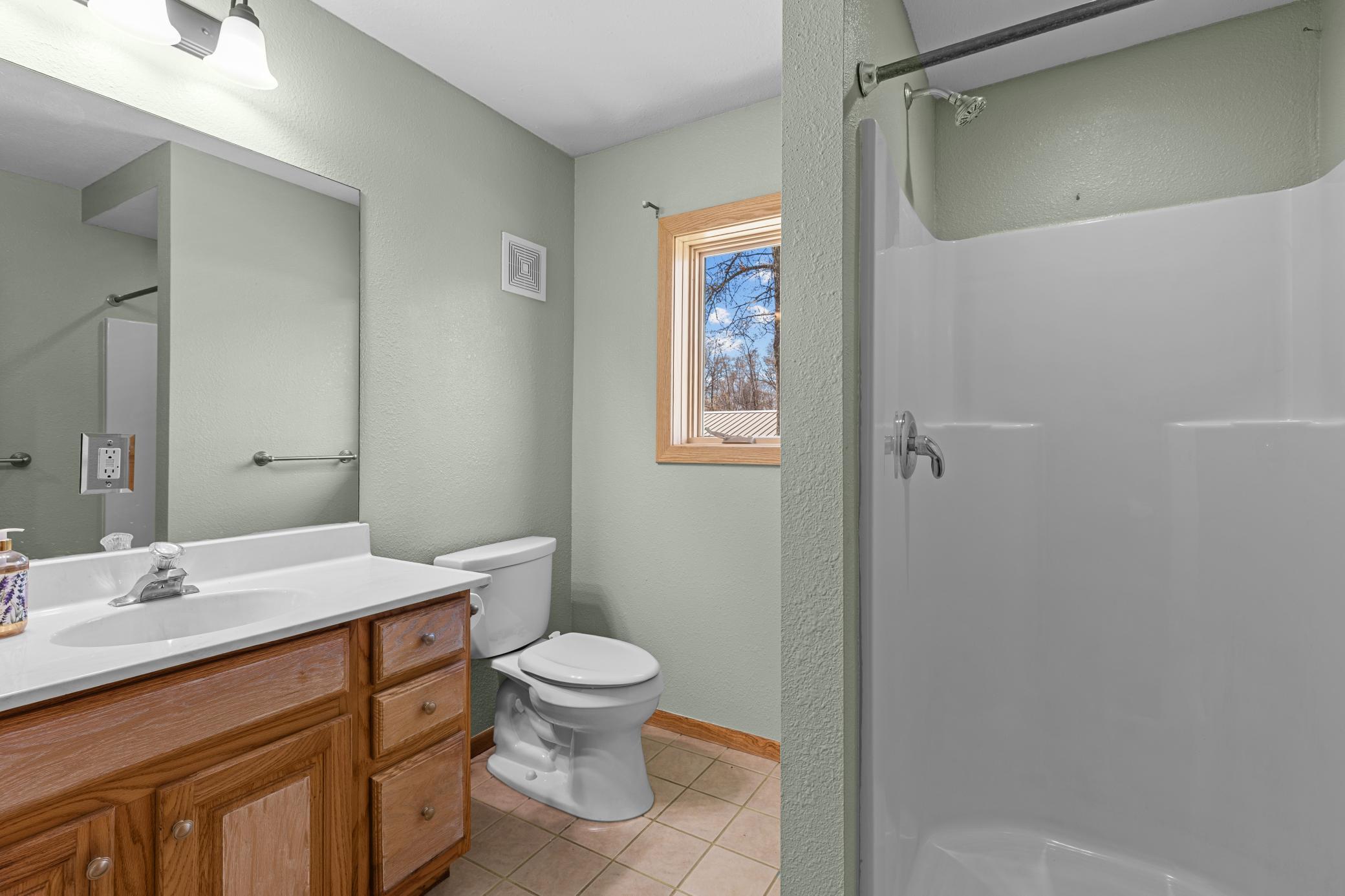 1986 single family home for sale at 18938 Maryville Road in Brainerd, MN — 5 bed, 3 bath (photo 25 of 62)