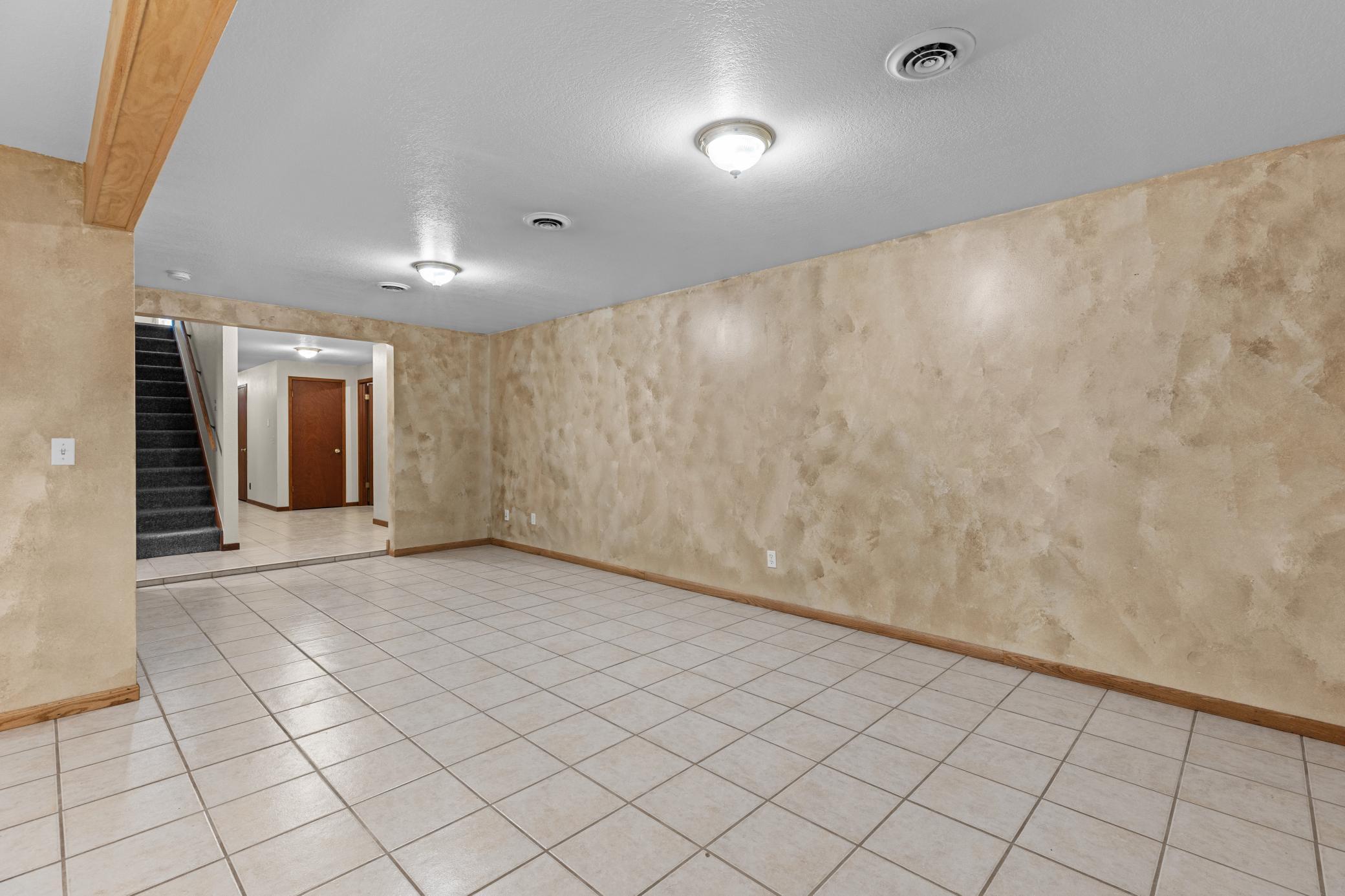 1986 single family home for sale at 18938 Maryville Road in Brainerd, MN — 5 bed, 3 bath (photo 30 of 62)