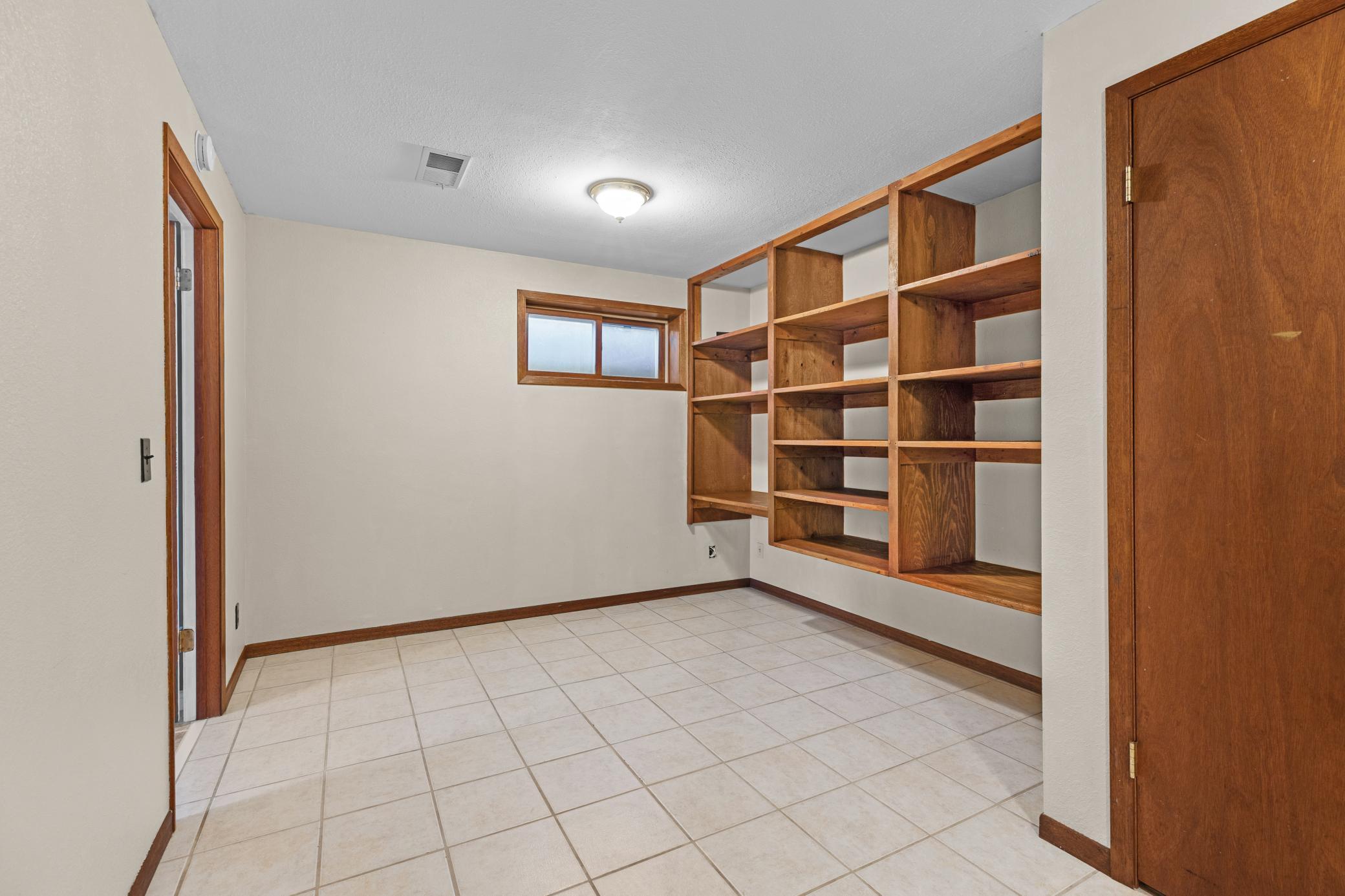 1986 single family home for sale at 18938 Maryville Road in Brainerd, MN — 5 bed, 3 bath (photo 35 of 62)