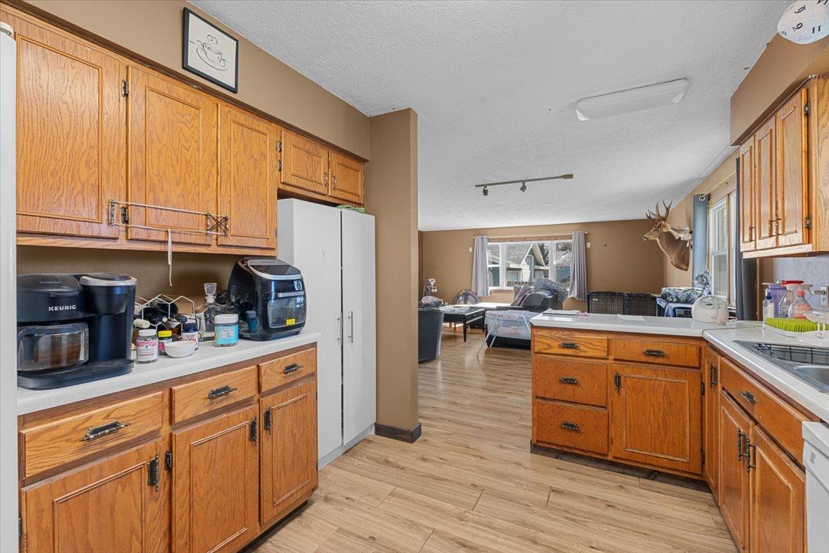 1949 single family home for sale at 515 5th Street in Wyndmere, ND — 3 bed, 2 bath (photo 27 of 64)