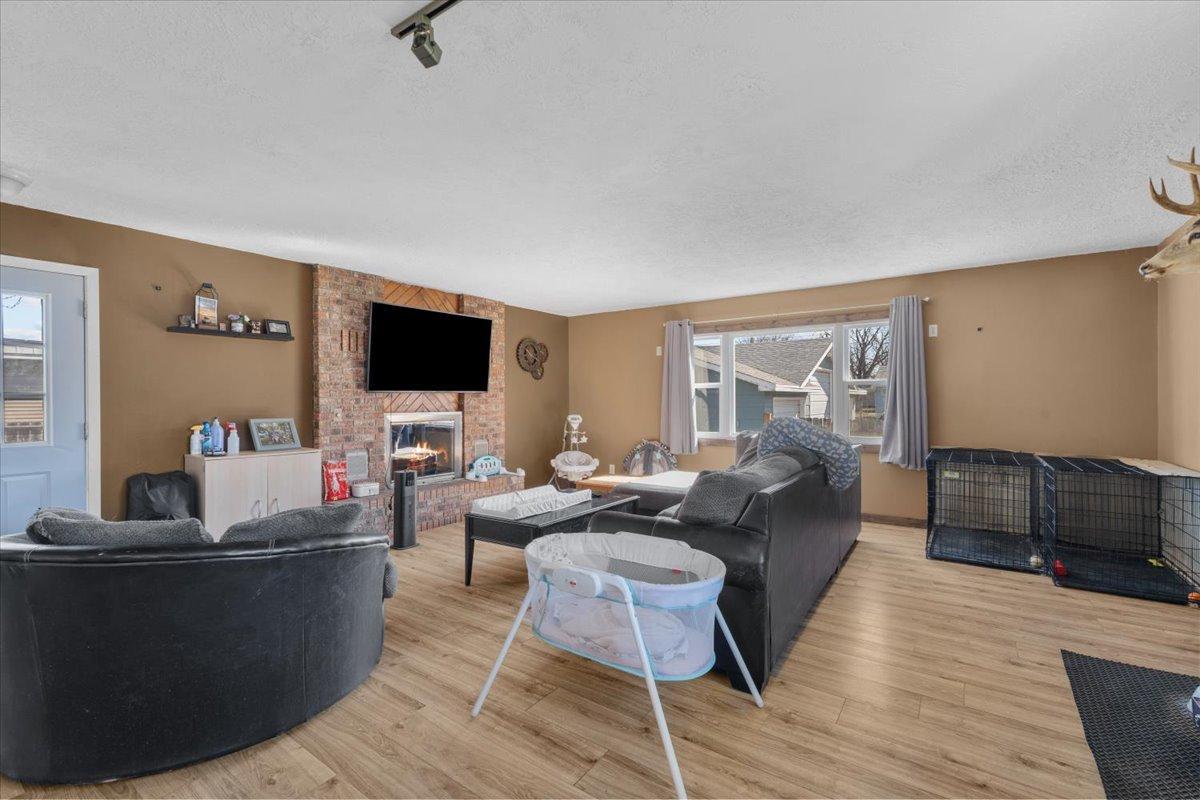 1949 single family home for sale at 515 5th Street in Wyndmere, ND — 3 bed, 2 bath (photo 32 of 64)