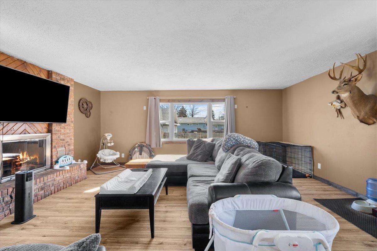 1949 single family home for sale at 515 5th Street in Wyndmere, ND — 3 bed, 2 bath (photo 36 of 64)