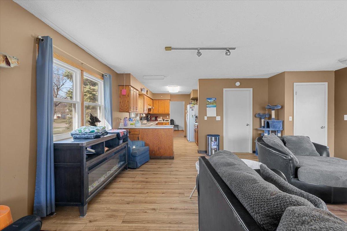 1949 single family home for sale at 515 5th Street in Wyndmere, ND — 3 bed, 2 bath (photo 38 of 64)