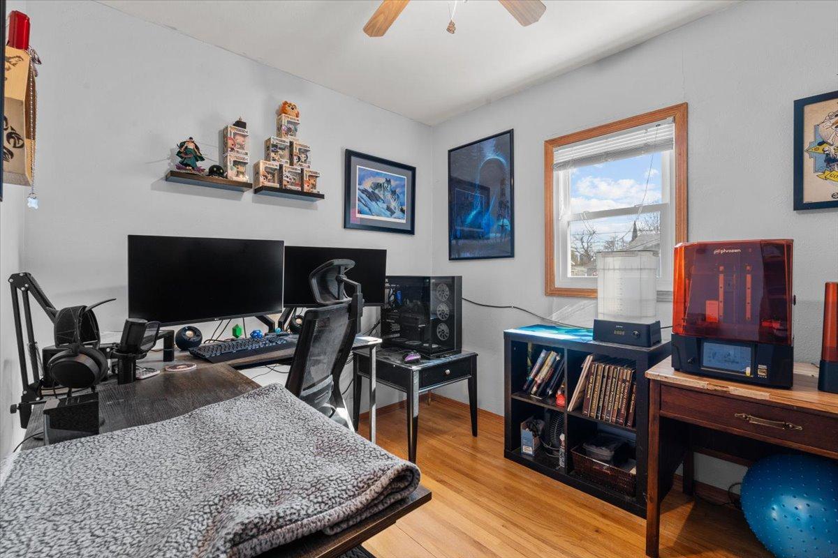 1949 single family home for sale at 515 5th Street in Wyndmere, ND — 3 bed, 2 bath (photo 39 of 64)