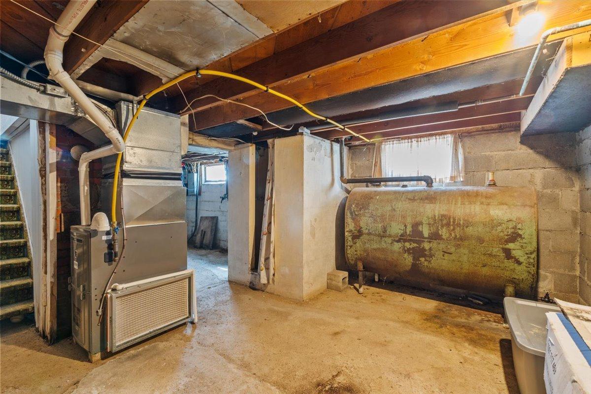 1949 single family home for sale at 515 5th Street in Wyndmere, ND — 3 bed, 2 bath (photo 54 of 64)