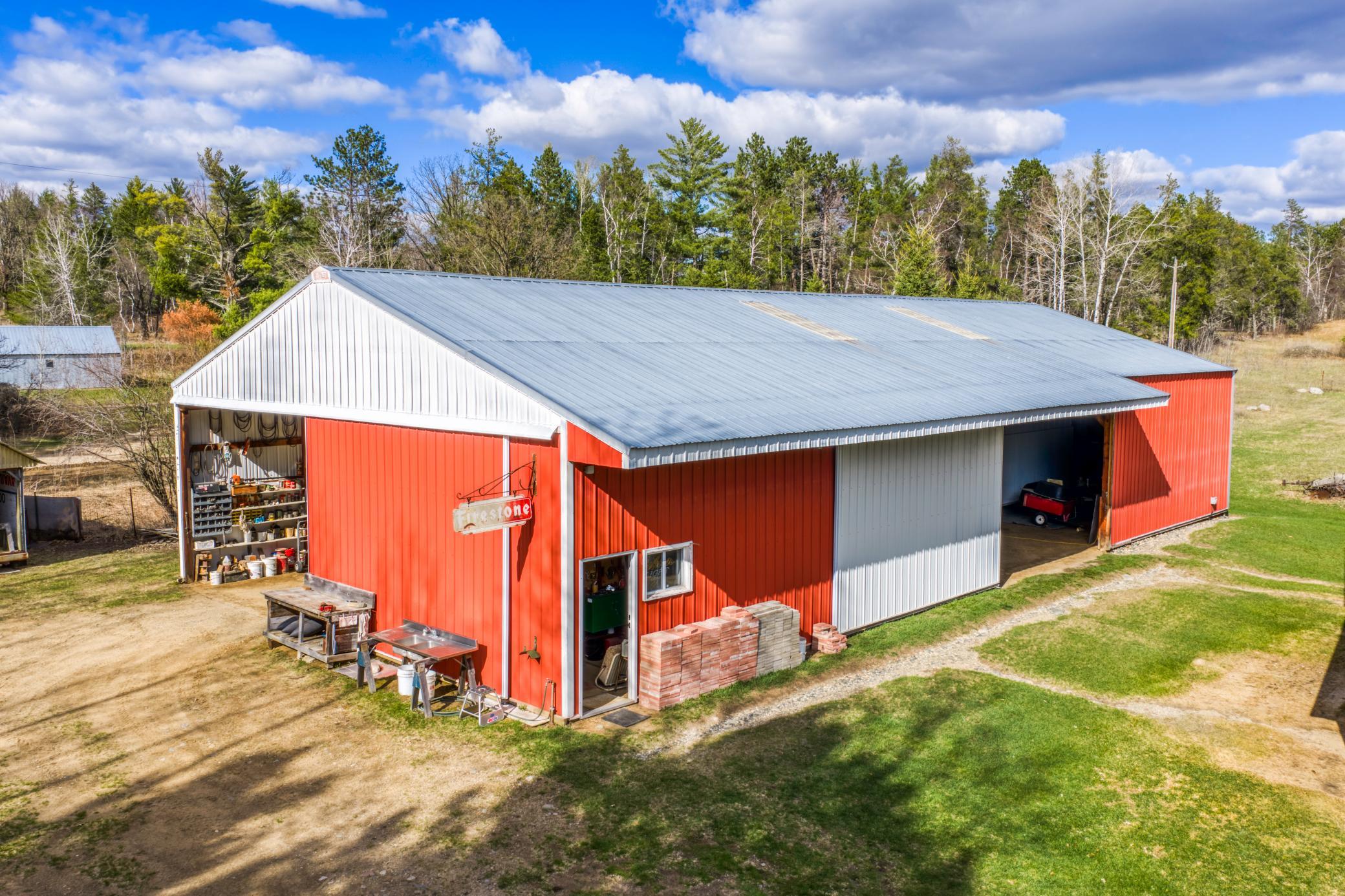 2000 single family home for sale at 11005 320th Street in Park Rapids, MN — 3 bed, 2 bath (photo 11 of 60)