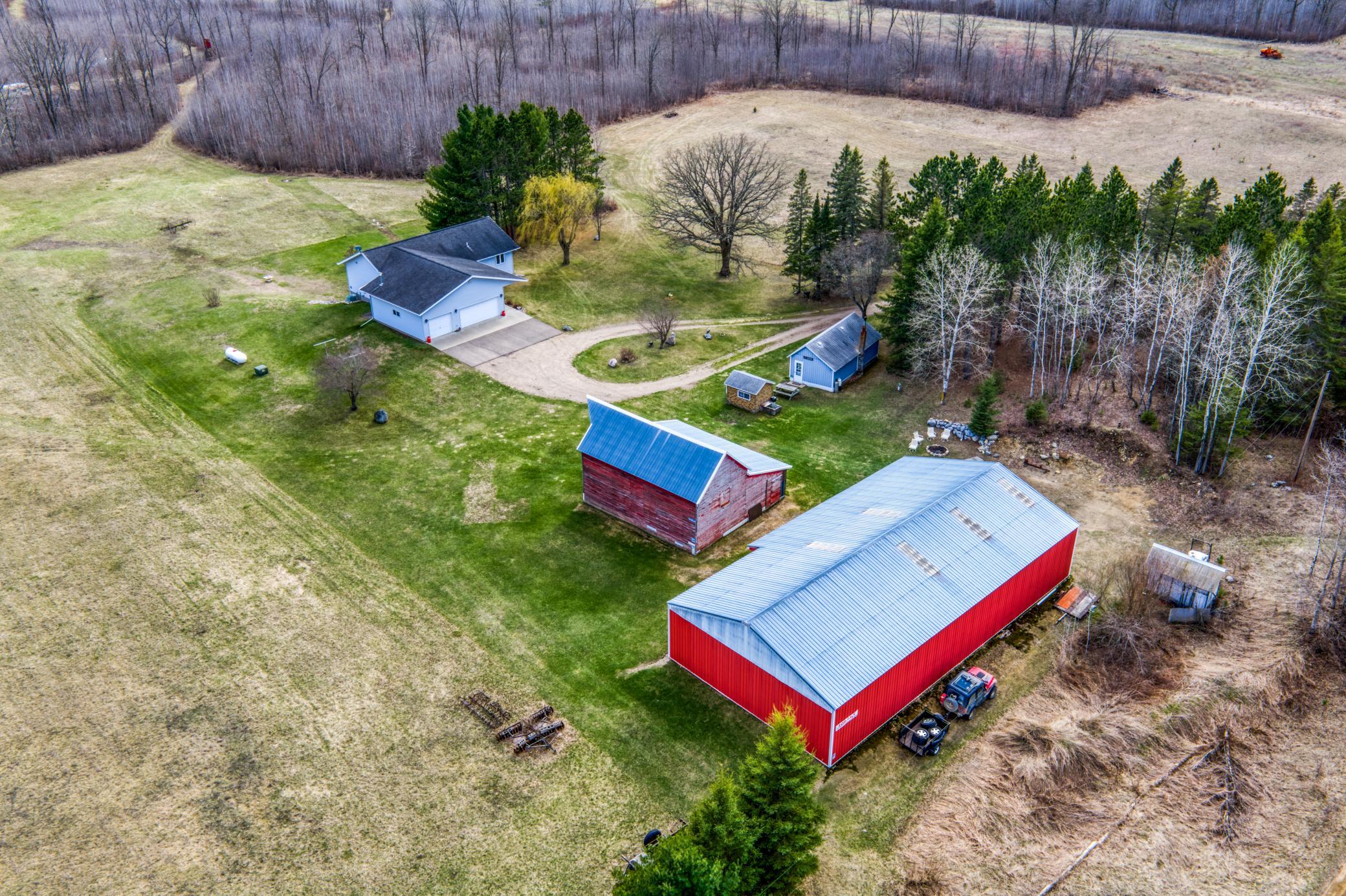 2000 single family home for sale at 11005 320th Street in Park Rapids, MN — 3 bed, 2 bath (photo 15 of 60)