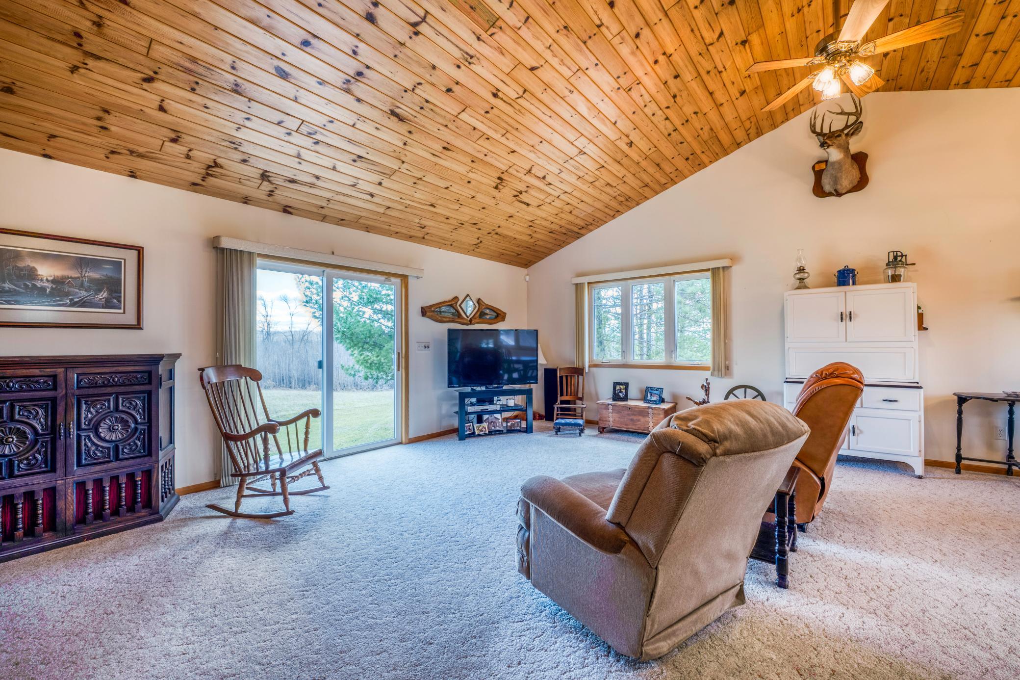 2000 single family home for sale at 11005 320th Street in Park Rapids, MN — 3 bed, 2 bath (photo 19 of 60)