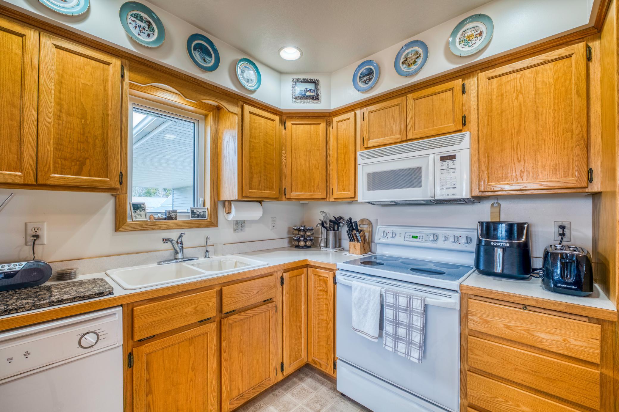 2000 single family home for sale at 11005 320th Street in Park Rapids, MN — 3 bed, 2 bath (photo 27 of 60)