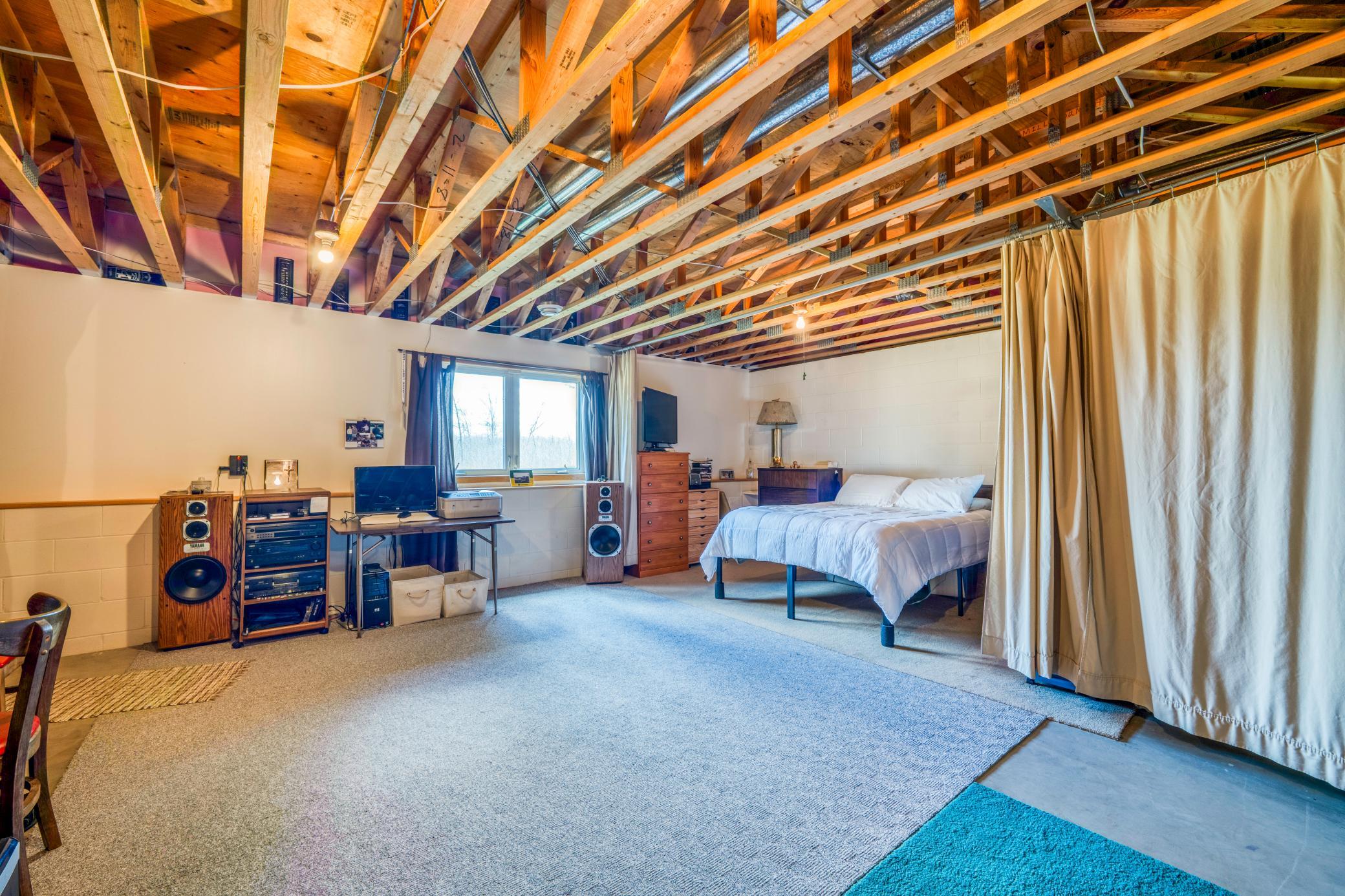 2000 single family home for sale at 11005 320th Street in Park Rapids, MN — 3 bed, 2 bath (photo 36 of 60)