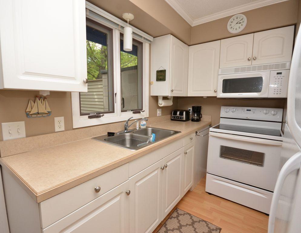 1978 townhouse for sale at 14590 Gazebo Drive, Unit 18 in Park Rapids, MN — 2 bed, 2 bath (photo 17 of 27)