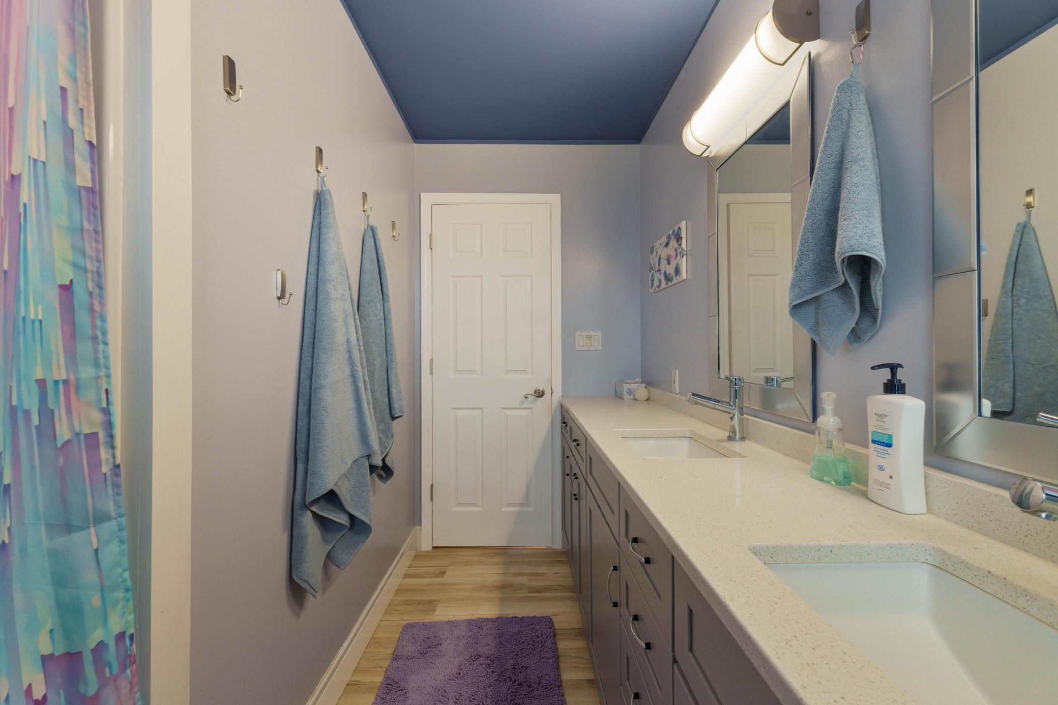 1962 single family home for sale at 714 10th Street in Hawley, MN — 6 bed, 2 bath (photo 13 of 34)