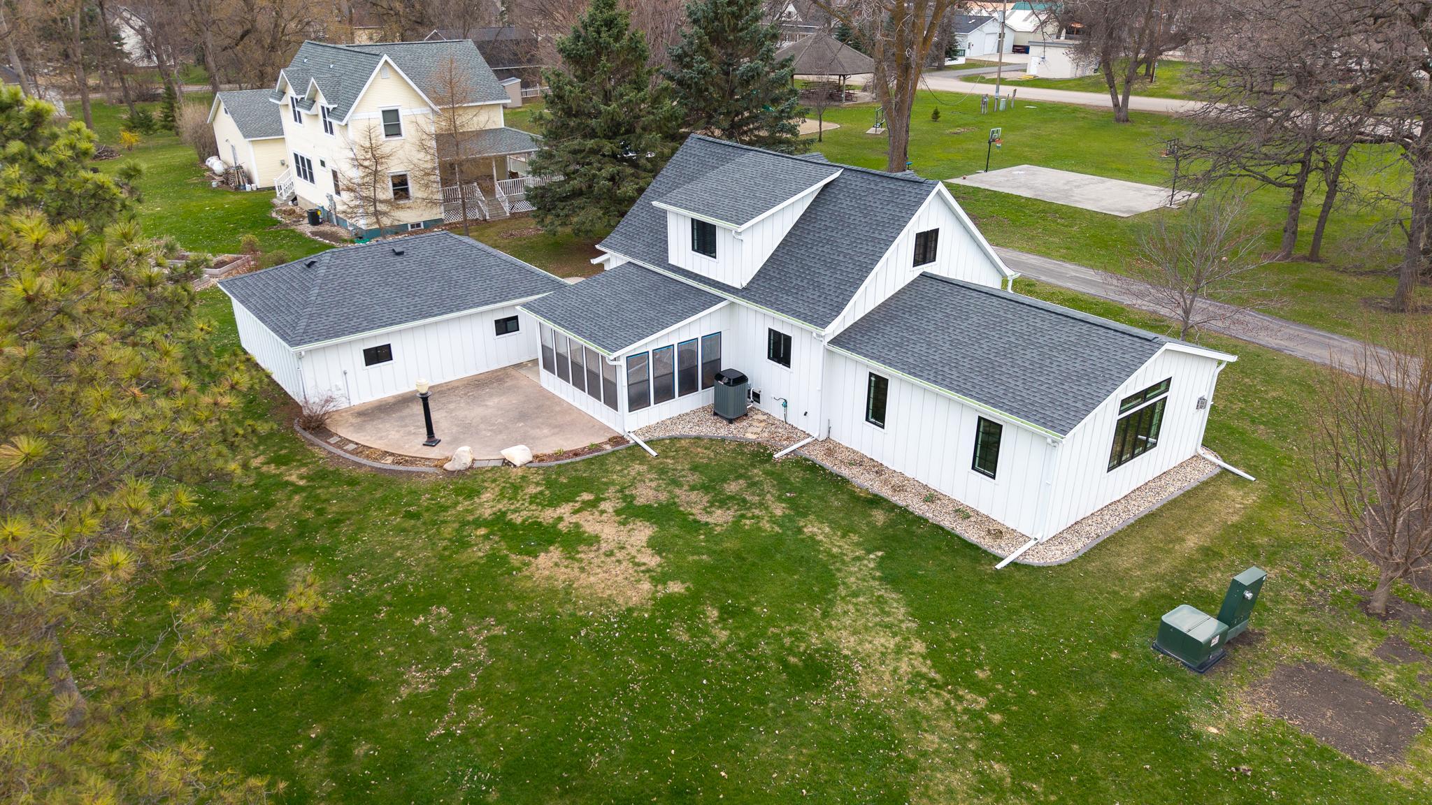 109 N 3rd Street, Fort Ransom ND 58033 - Photo 2 of 44
