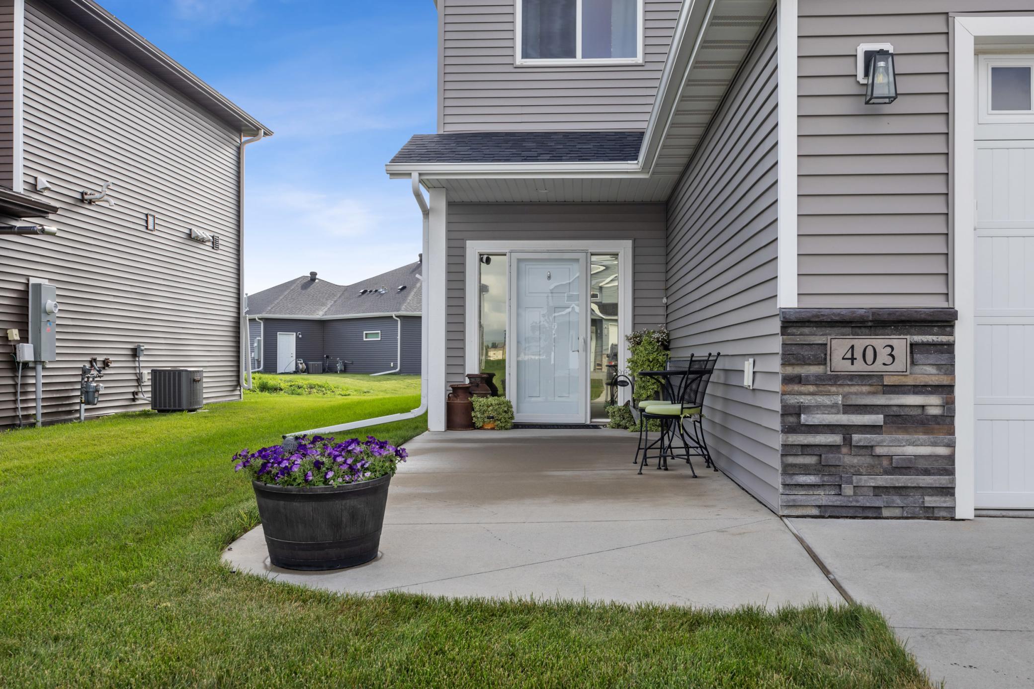 403 16th Street NE, Dilworth MN 56529 - Photo 2 of 43