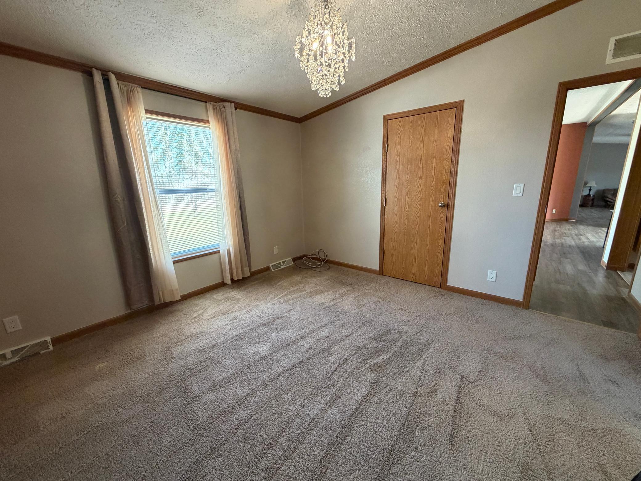 2004 single family home for sale at 58296 County Road 12 in Warroad, MN — 3 bed, 2 bath (photo 15 of 42)