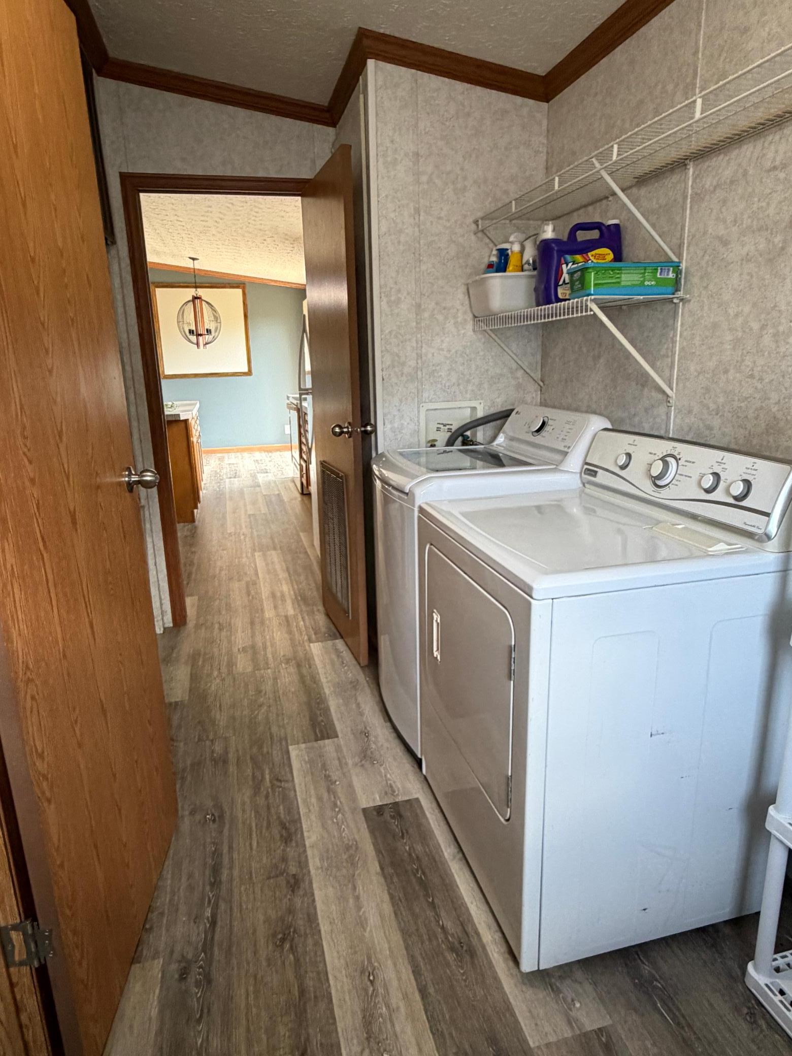 2004 single family home for sale at 58296 County Road 12 in Warroad, MN — 3 bed, 2 bath (photo 18 of 42)