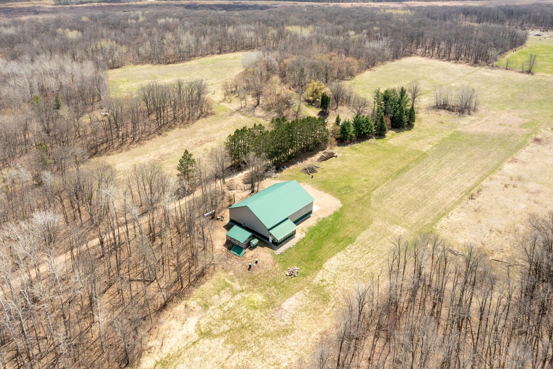 2008 single family home for sale at 9671 Zallar Road in Brainerd, MN — 1 bed, 1 bath (photo 3 of 49)