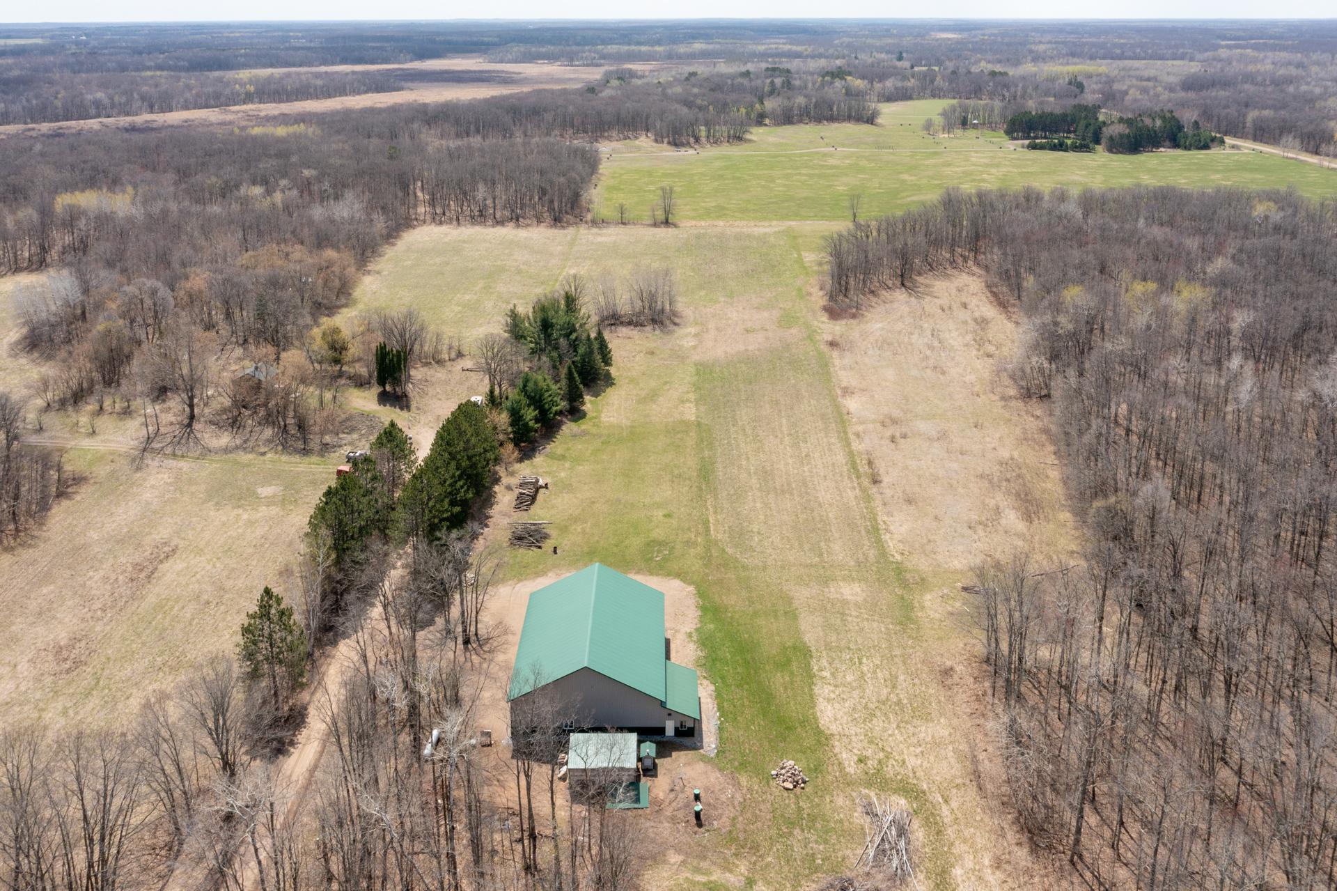 2008 single family home for sale at 9671 Zallar Road in Brainerd, MN — 1 bed, 1 bath (photo 4 of 49)