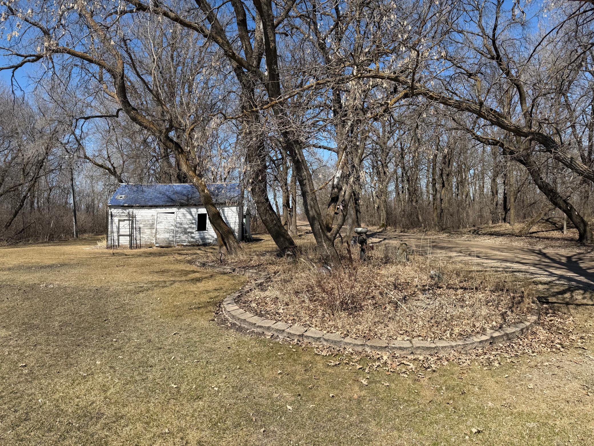 1995 single family home for sale at 37488 320th Street in Roseau, MN — 4 bed, 3 bath (photo 6 of 13)