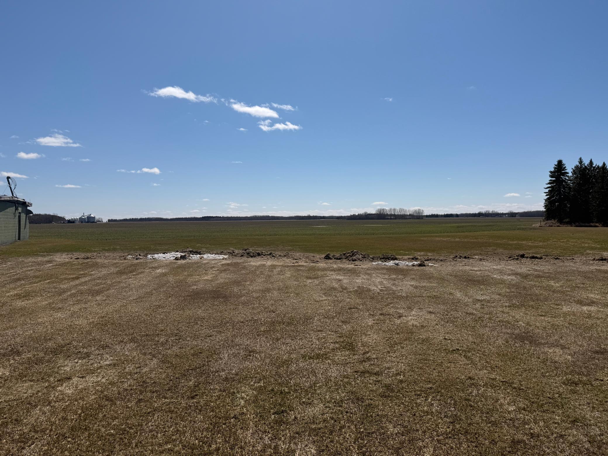 1995 single family home for sale at 37488 320th Street in Roseau, MN — 4 bed, 3 bath (photo 10 of 13)