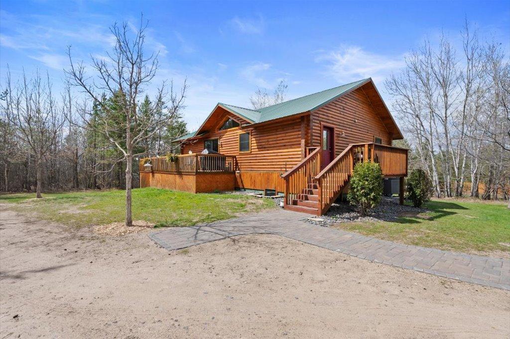 2015 single family home for sale at 7367 Hunter Circle in Brainerd, MN — 4 bed, 3 bath (photo 2 of 35)