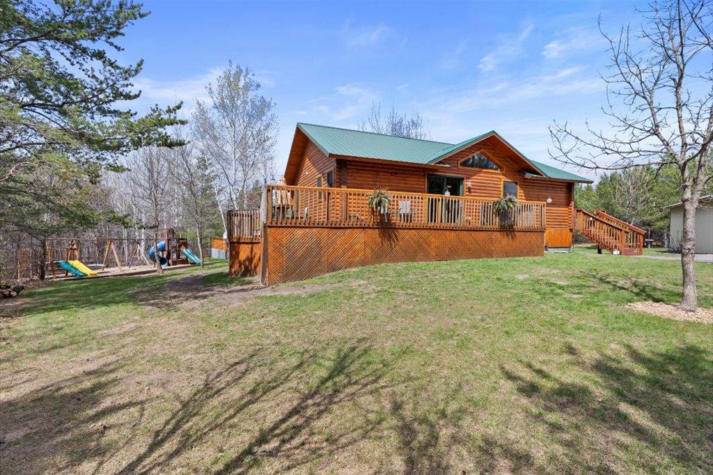 2015 single family home for sale at 7367 Hunter Circle in Brainerd, MN — 4 bed, 3 bath (photo 3 of 35)
