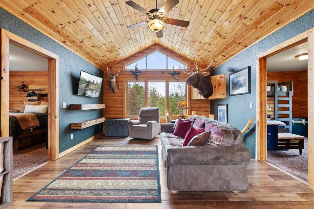 2015 single family home for sale at 7367 Hunter Circle in Brainerd, MN — 4 bed, 3 bath (photo 9 of 35)