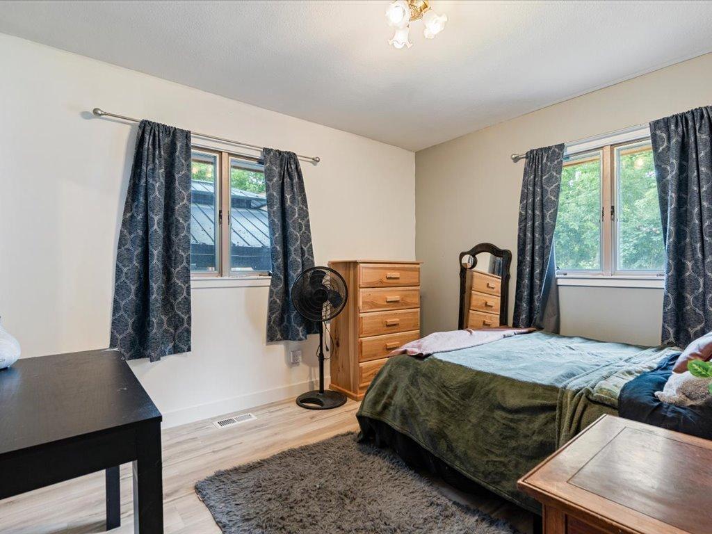 1960 single family home for sale at 1829 Graydon Avenue in Brainerd, MN — 4 bed, 3 bath (photo 19 of 31)