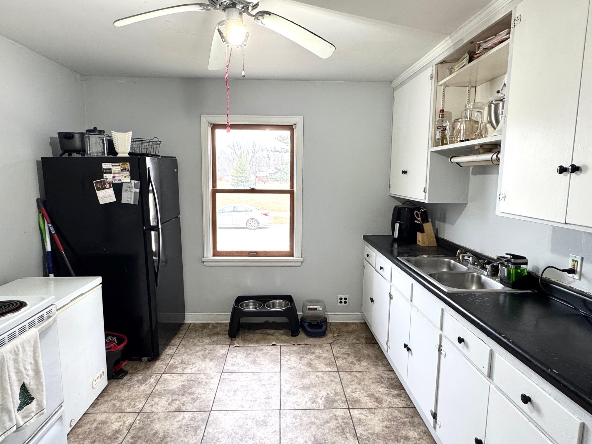 513 Lake Street NE, Warroad MN 56763 - Photo 5 of 10