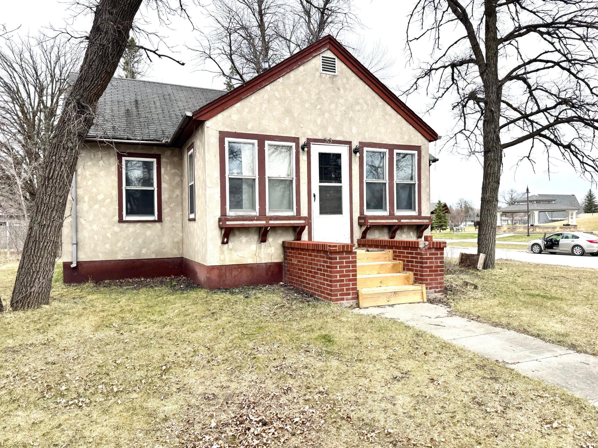513 Lake Street NE, Warroad MN 56763 - Photo 9 of 10